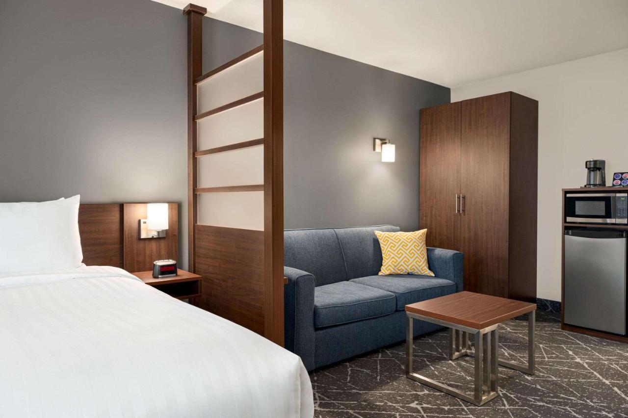 Microtel Inn & Suites By Wyndham Antigonish Eksteriør bilde